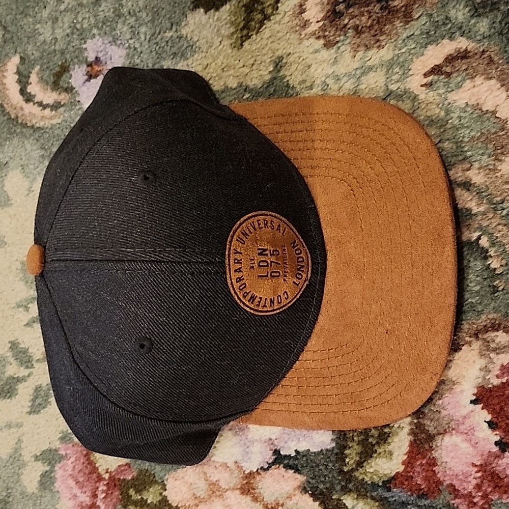 H&M hat
